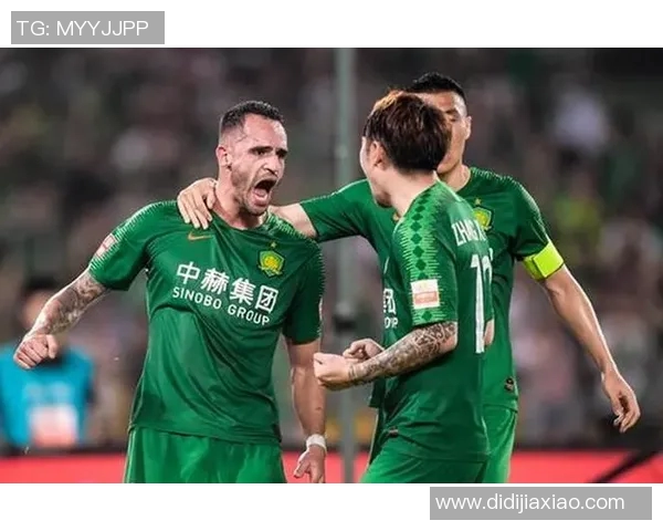 重庆篮球队反击战术解析：深度剖析球队的快速反击策略与执行力